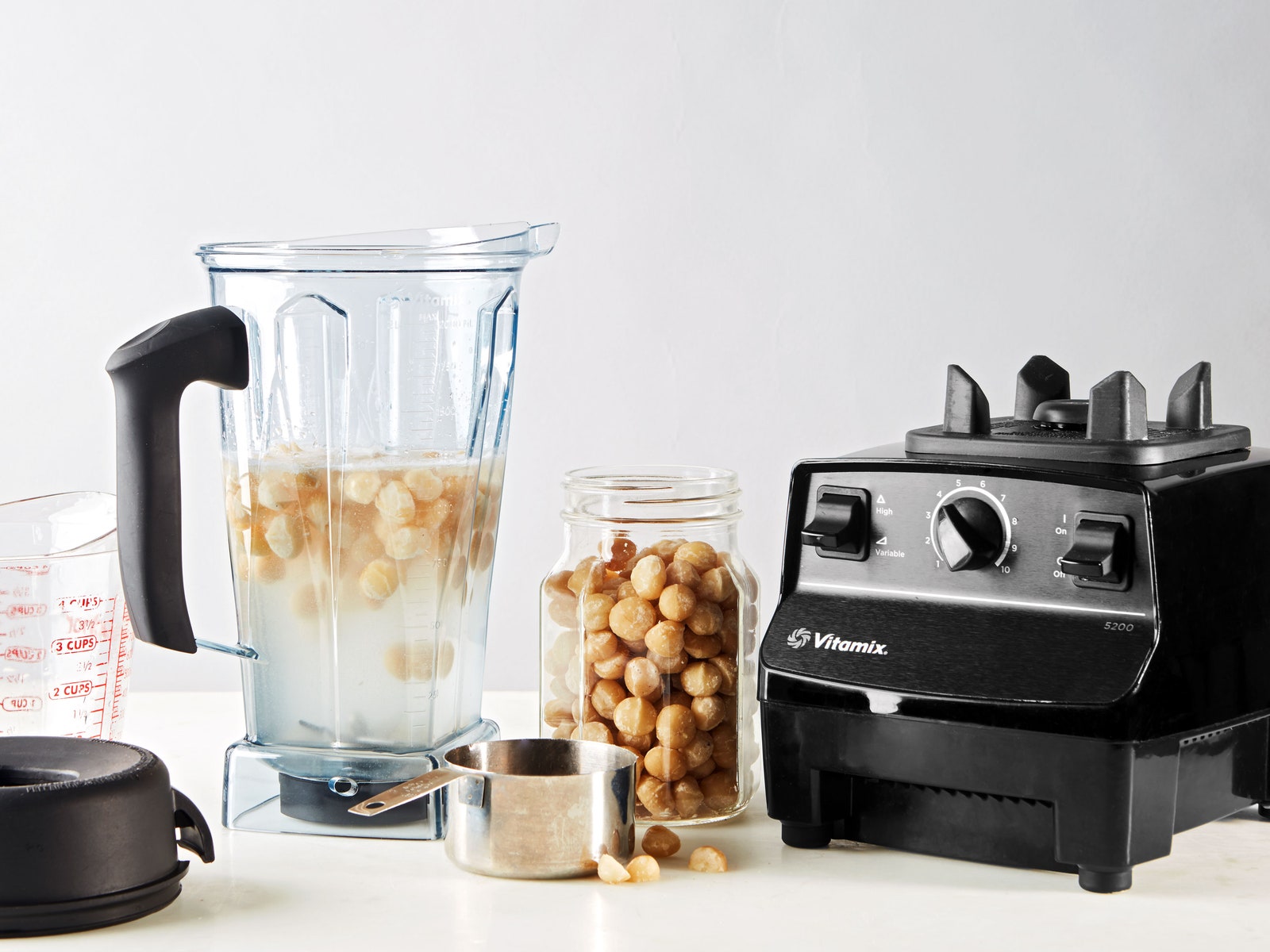 The Ultimate Vitamix Blender Buying Guide
